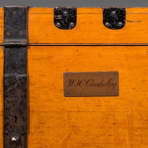 LARGE ANTIQUE STORAGE TRUNK ENGLISH OAK IRON BOUND SILVER CHEST VICTORIAN - ADDITIONAL PHOTO 10