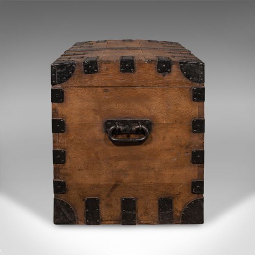 ANTIQUE SILVER CHEST ENGLISH OAK CAST IRON STORAGE TRUNK VICTORIAN C1860 - ADDITIONAL PHOTO 3