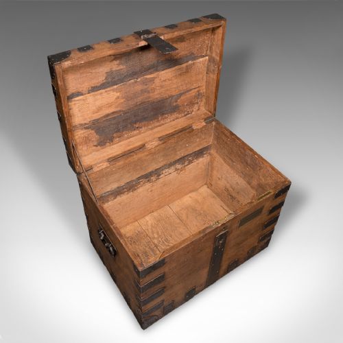 ANTIQUE SILVER CHEST ENGLISH OAK CAST IRON STORAGE TRUNK VICTORIAN C1860 - ADDITIONAL PHOTO 9
