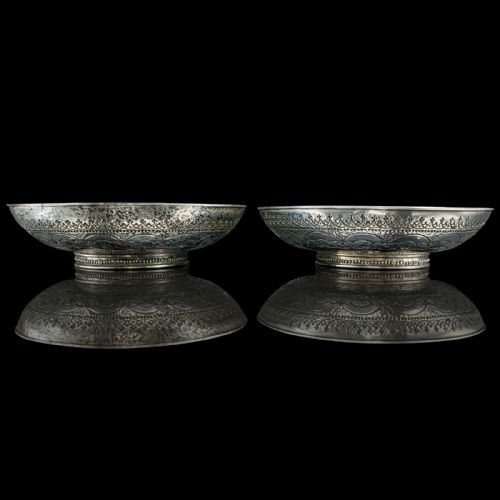 PAIR OF ANTIQUE PRESENTATION SERVING DISHES INDIAN SILVER PLATE BOWL VICTORIAN - ADDITIONAL PHOTO 1