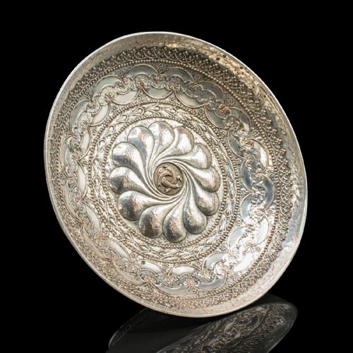 PAIR OF ANTIQUE PRESENTATION SERVING DISHES INDIAN SILVER PLATE BOWL VICTORIAN - ADDITIONAL PHOTO 2