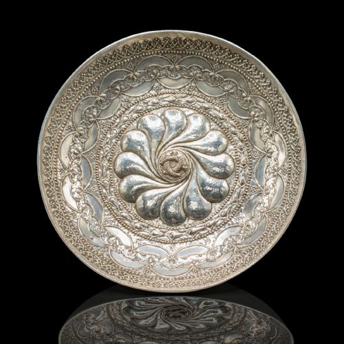 PAIR OF ANTIQUE PRESENTATION SERVING DISHES INDIAN SILVER PLATE BOWL VICTORIAN - ADDITIONAL PHOTO 3