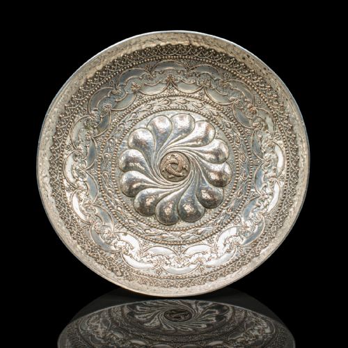 PAIR OF ANTIQUE PRESENTATION SERVING DISHES INDIAN SILVER PLATE BOWL VICTORIAN - ADDITIONAL PHOTO 4