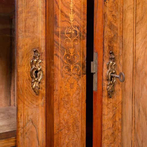 ANTIQUE DISPLAY BOOKCASE ENGLISH WALNUT BREAKFRONT LIBRARY CABINET REGENCY - ADDITIONAL PHOTO 11