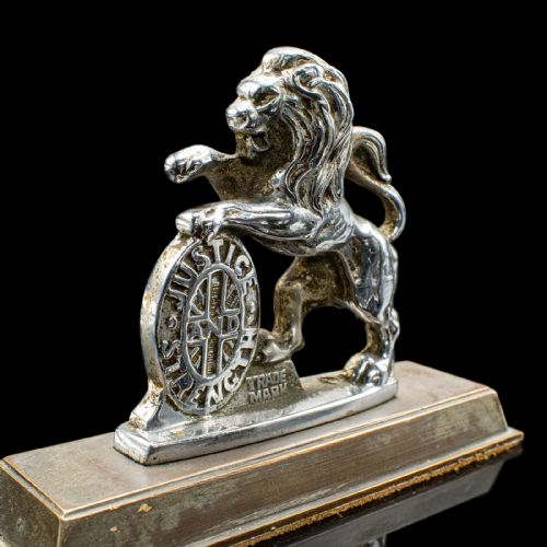 SMALL ANTIQUE LION PAPERWEIGHT ENGLISH ANIMAL FIGURE PATRIOTIC GRILLE MASCOT - ADDITIONAL PHOTO 5