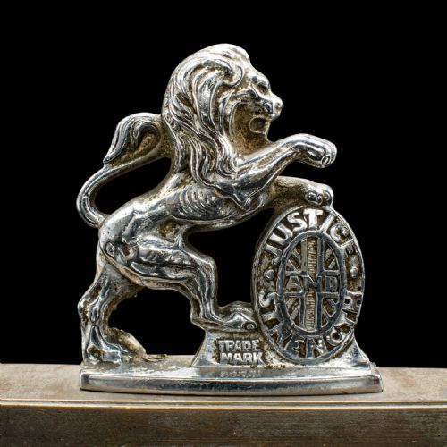 SMALL ANTIQUE LION PAPERWEIGHT ENGLISH ANIMAL FIGURE PATRIOTIC GRILLE MASCOT - ADDITIONAL PHOTO 6