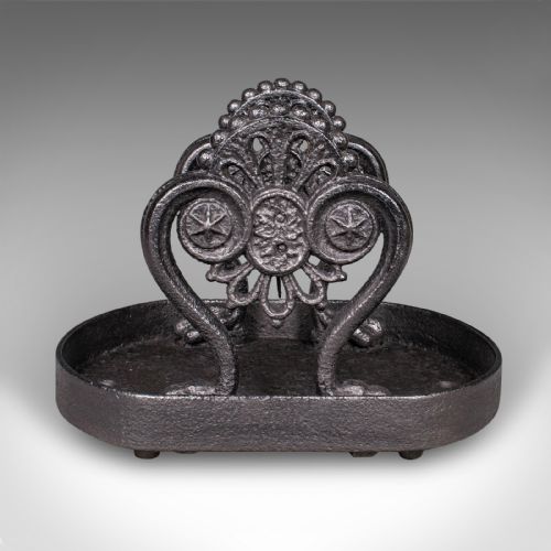 LARGE ANTIQUE TOWNHOUSE BOOT SCRAPER ENGLISH SHOE PULL GEORGIAN CIRCA 1750 - ADDITIONAL PHOTO 2