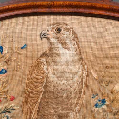 ANTIQUE EMBROIDERED FIRE SCREEN ENGLISH WALNUT NEEDLEPOINT EARLY VICTORIAN - ADDITIONAL PHOTO 7