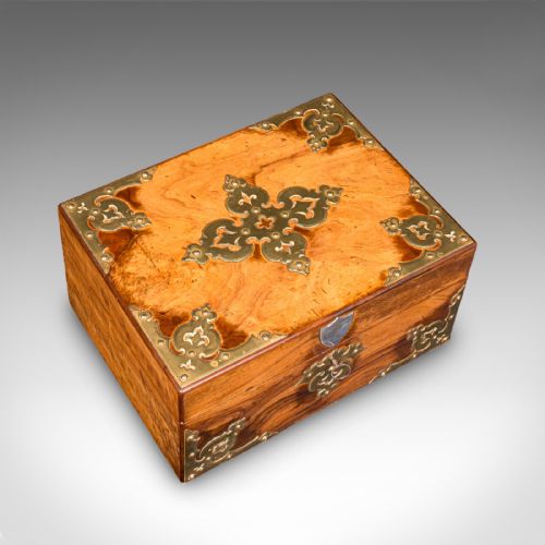 ANTIQUE GOTHIC REVIVAL SEWING CASE SCOTTISH WALNUT BRASS WORKBOX VICTORIAN - ADDITIONAL PHOTO 3