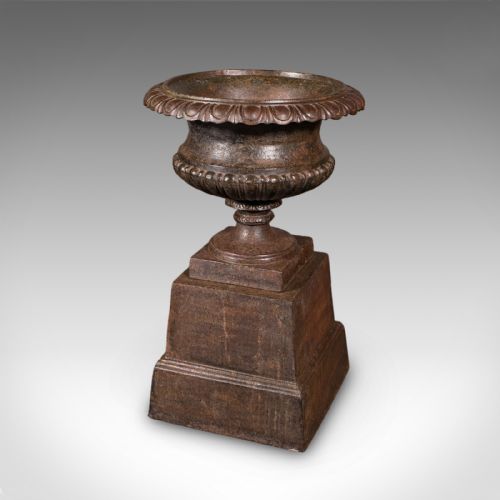 PAIR OF ANTIQUE GARDEN PLANTERS ENGLISH OUTDOOR DISPLAY URN VICTORIAN C1850 - ADDITIONAL PHOTO 3