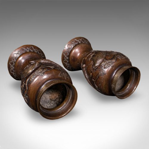 PAIR OF ANTIQUE DECORATIVE MEIJI VASES JAPANESE BRONZE BOUQUET POT VICTORIAN - ADDITIONAL PHOTO 8