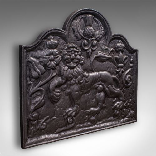 ANTIQUE RELIEF FIRE BACK ENGLISH IRON FIREPLACE REFLECTOR VICTORIAN C1895