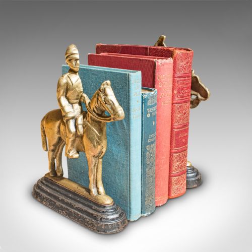 PAIR OF ANTIQUE MOUNTED HORSE RIDER BOOKENDS ENGLISH BOOK RESTS VICTORIAN - ADDITIONAL PHOTO 1