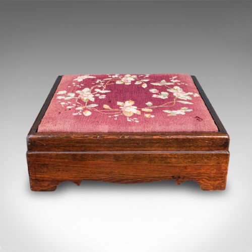 ANTIQUE UPHOLSTERED FOOTSTOOL ENGLISH PITCH PINE FIRESIDE STOOL EDWARDIAN - ADDITIONAL PHOTO 2