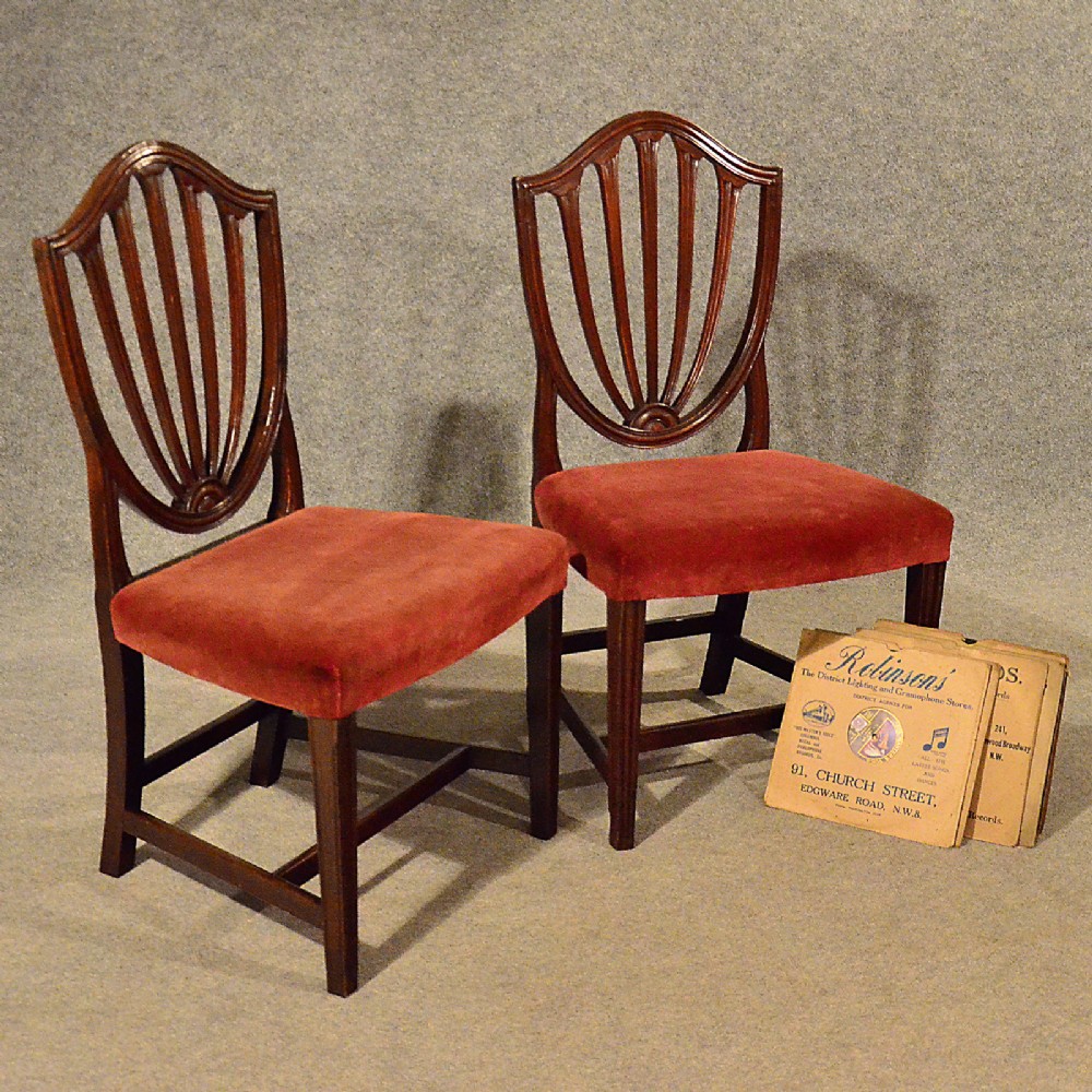 Antique Pair Wide Side Dining Shield Chairs English Georgian Hepplewhite c1800