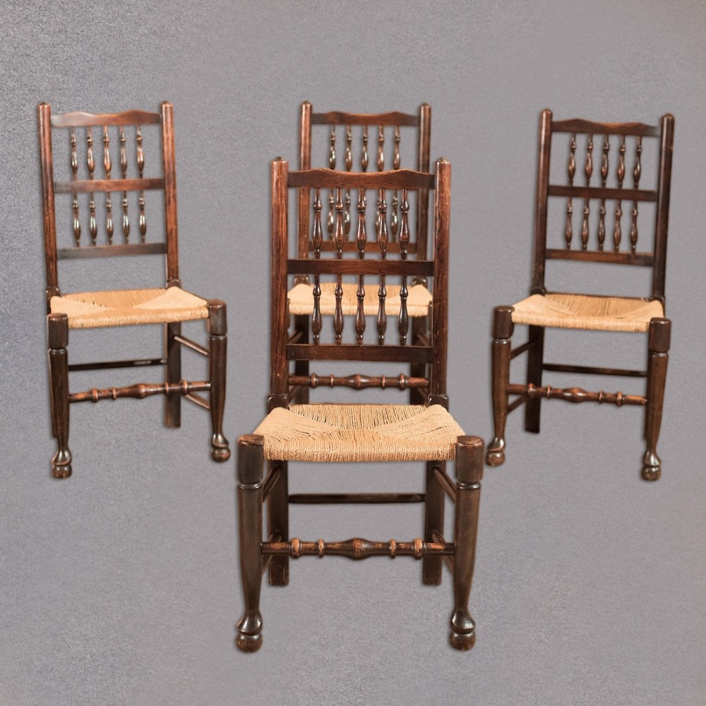 Set of 4 Victorian Spindle Back Chairs, Oak c.1900