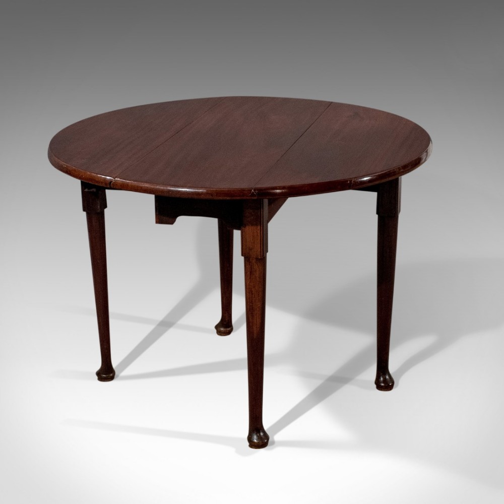 Antique English Georgian Drop Leaf Dining or Centre Table Fine Mahogany c1780