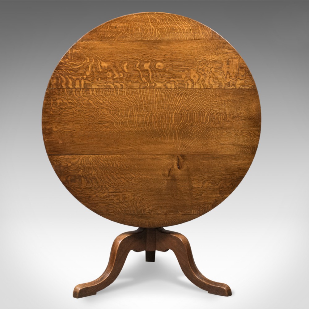 Mid-Size Antique Tilt Top Table, Circular, Georgian, Oak c.1760