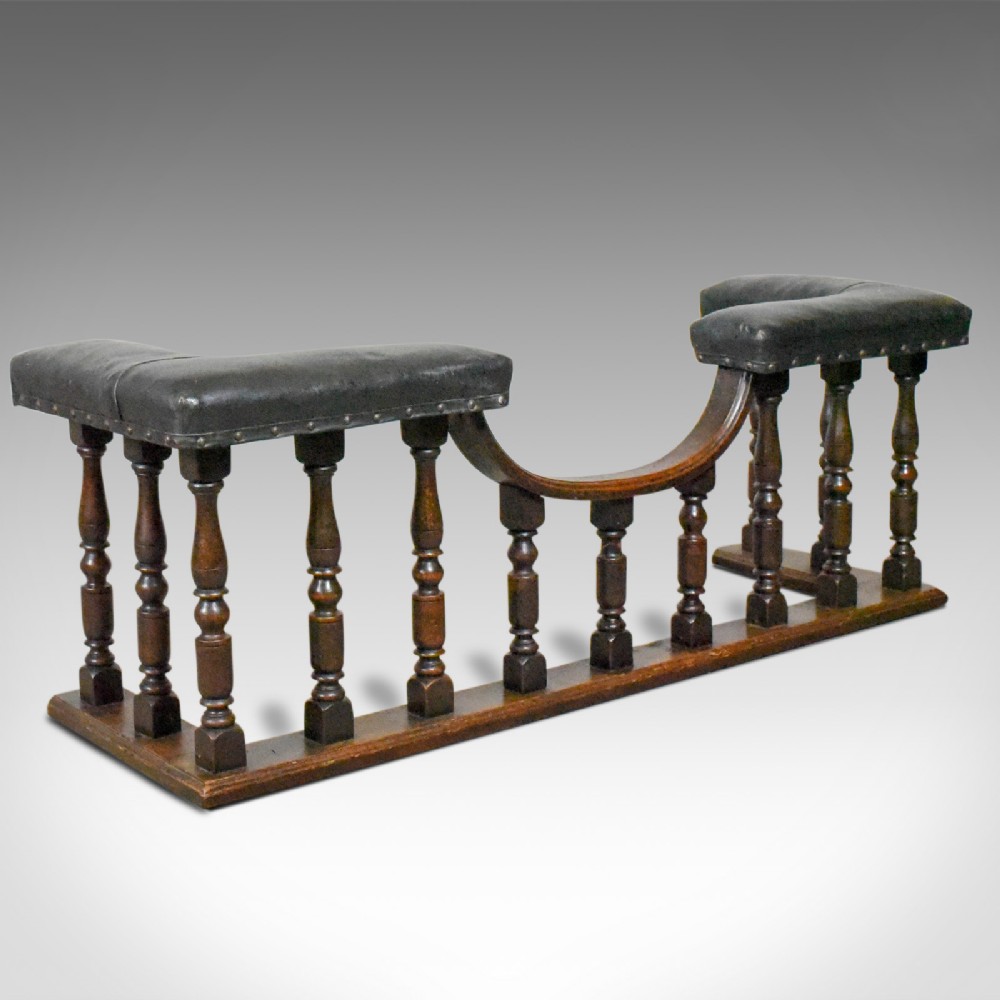 Antique Club Fender, mid-Victorian Fireside Seat, Oak, Circa 1875