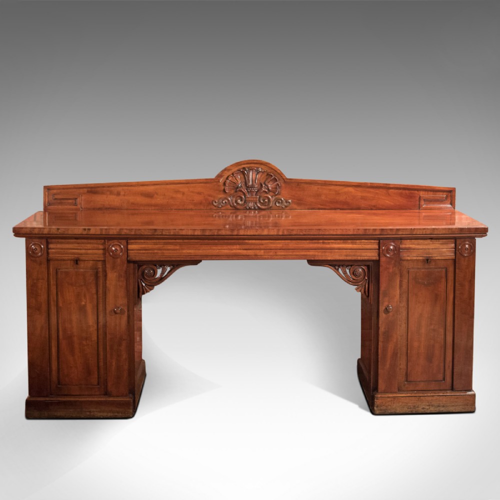 Large William IV Antique Pedestal Sideboard in Mahogany Circa 1835