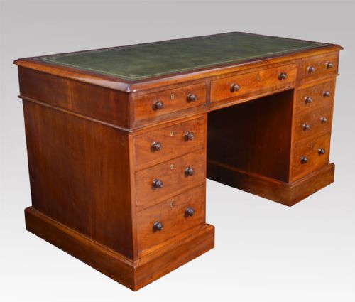Victorian Mahogany Pedestal Desk