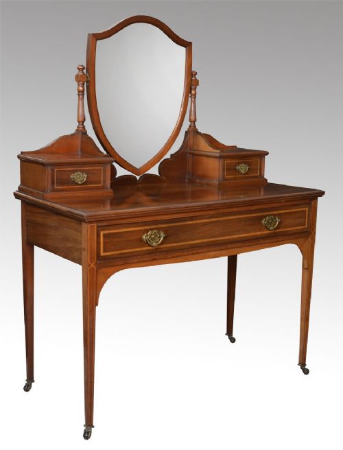 Edwardian Mahogany Dressing Table
