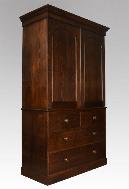 Stained Pine Linen Press
