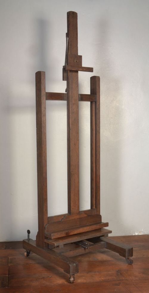Oak Artist’s Fully Adjustable Studio Easel