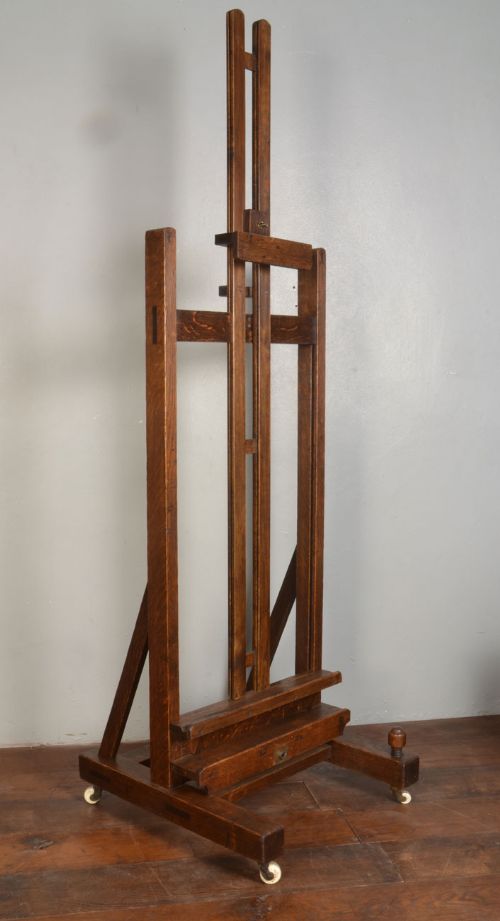 Oak Artist’s Adjustable Studio Easel