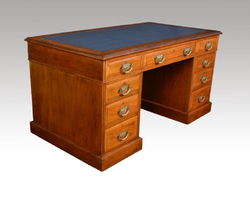 Edwardian Walnut Pedestal Desk
