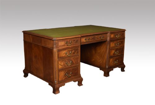 Early 20th Century Mahogany Partners / Library Desk