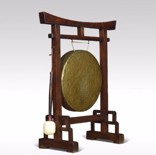 Chinese Export Oak Framed Dinner Gong