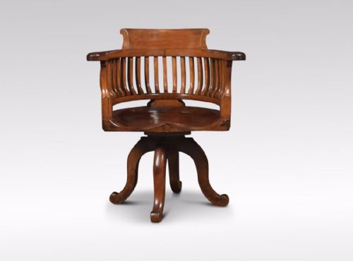 Walnut Office / Captain’s Revolving Desk Chair
