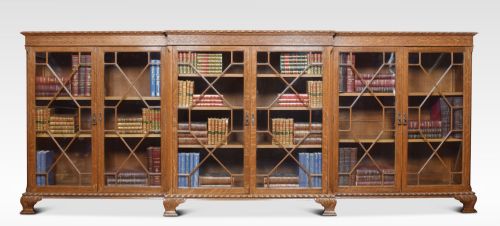 Oak Dwarf Breakfront Bookcase