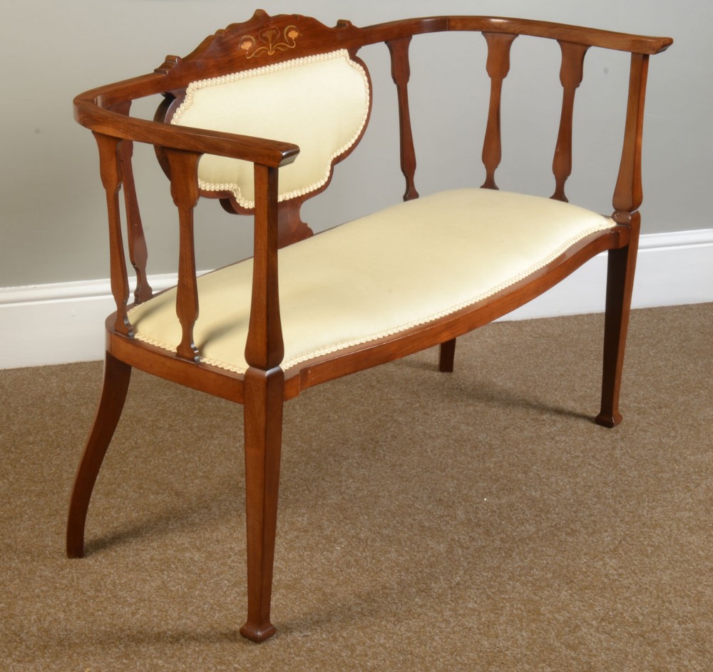 Art Nouveau settee 