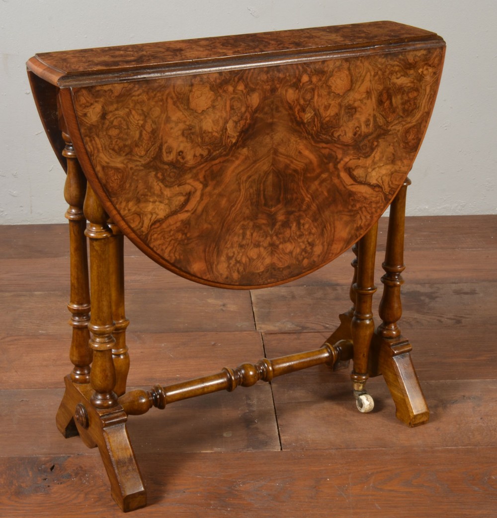 baby walnut Sutherland table