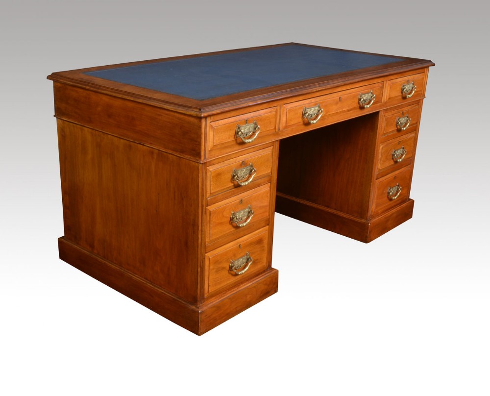 Edwardian Walnut pedestal desk