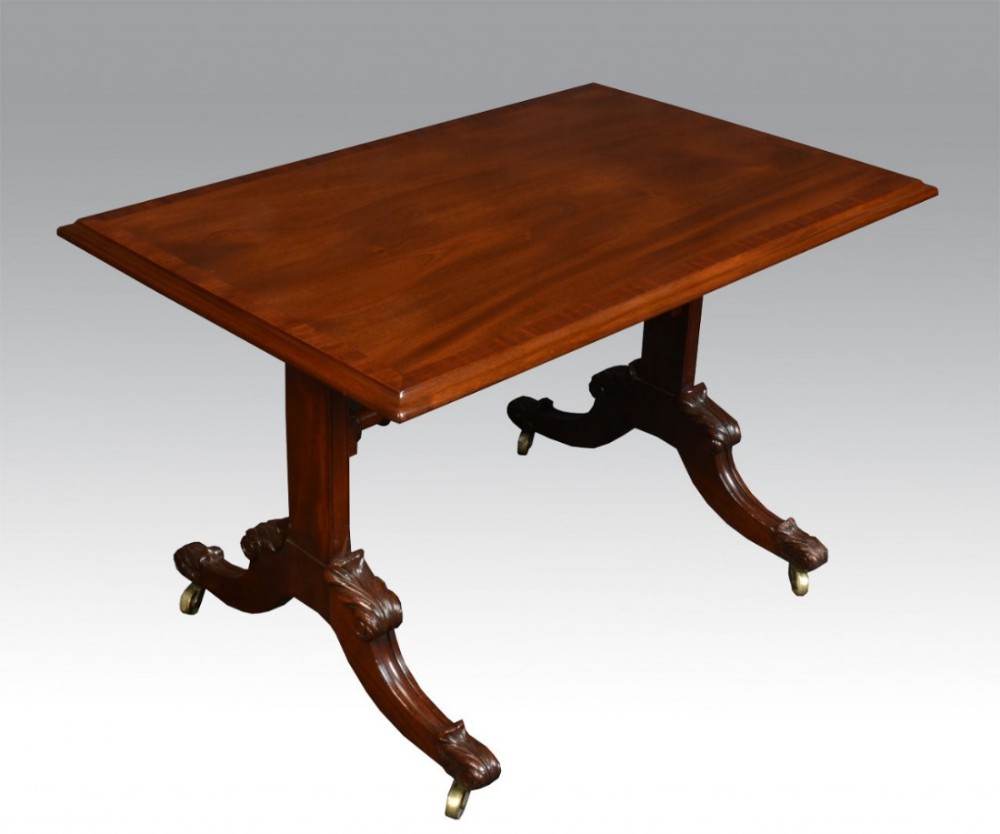 Mahogany coffee table 
