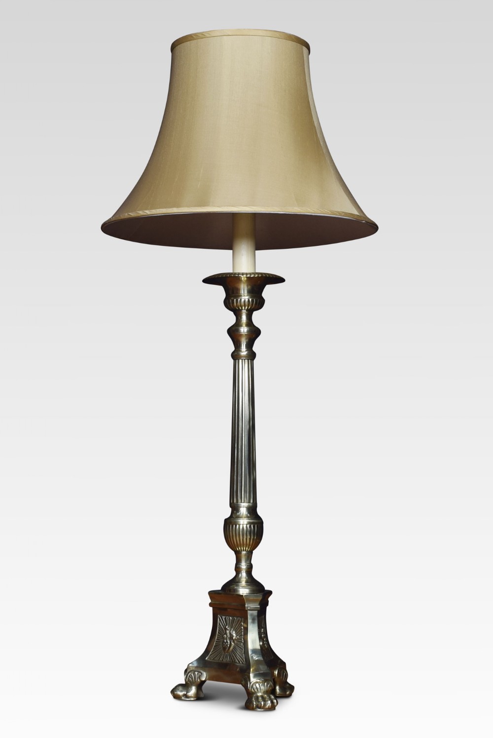 Corinthian column table lamp