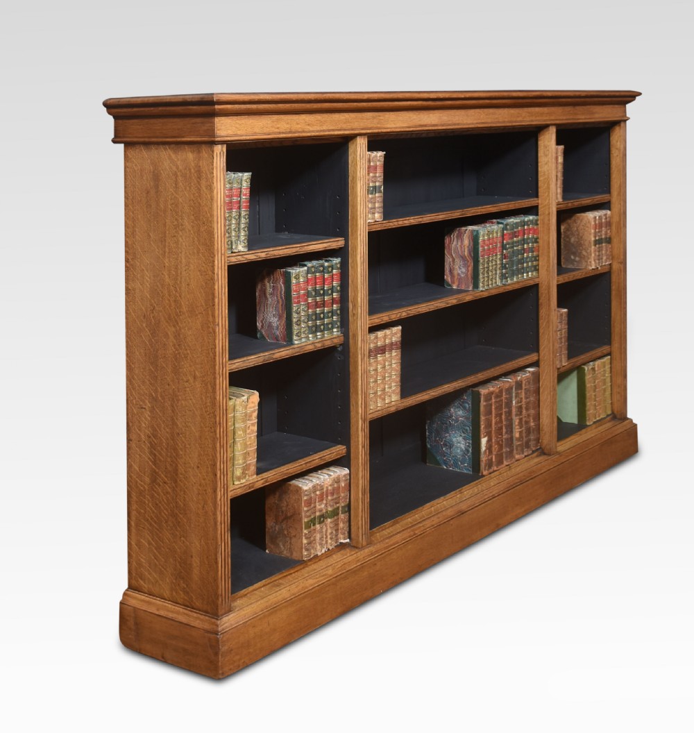 Oak open bookcase View IV