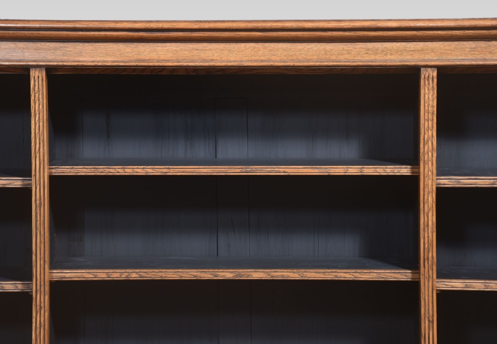 Oak open bookcase View VIII