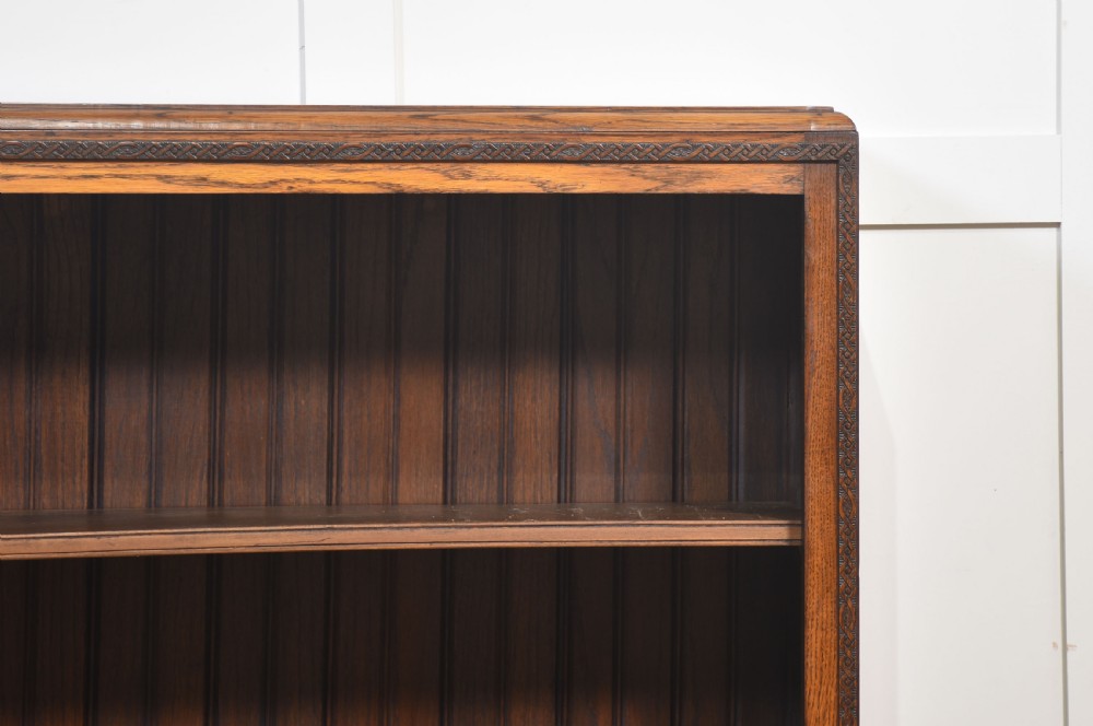 Oak open bookcase View IX