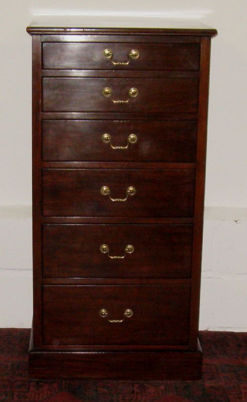 Good Edwardian Mahogany Tall Slim Graduated Chest of Drawers Circa 1910