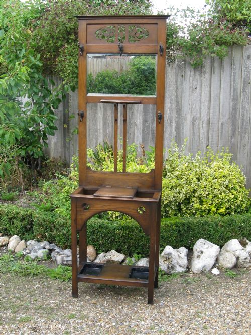 fig 1. ARTS AND CRAFTS STYLE OAK HALL STAND circa 1910