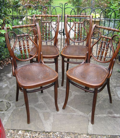 Set of Four Lyre Back Bentwood Chairs C1900