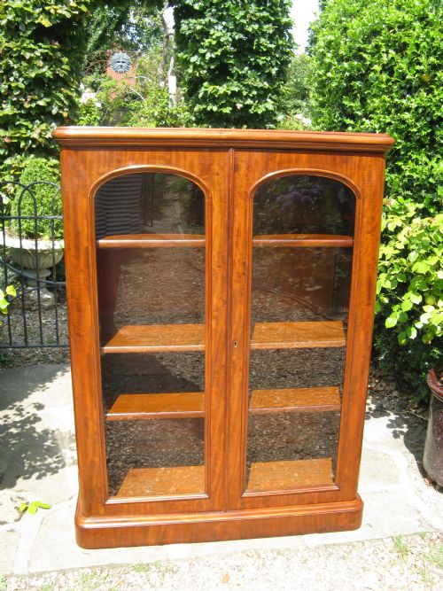 Victorian Mahogany Bookcase with Adjustable Shelves C1870