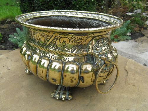 fig 1. VICTORIAN BRASS TABLE PLANTER ON LION'S PAW FEET c1880