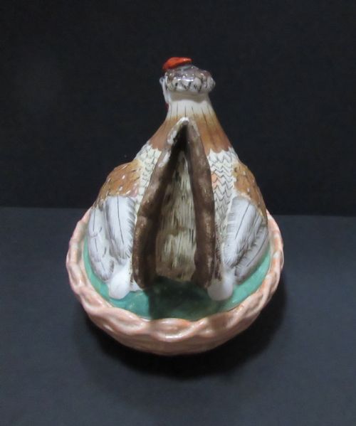 fig 1. STAFFORDSHIRE HEN ON NEST TUREEN circa 1860