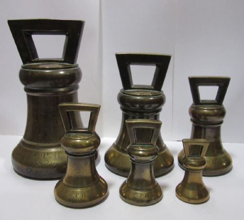 Fine Set of Six Avoirdupois Bell Weights Sph London 1826