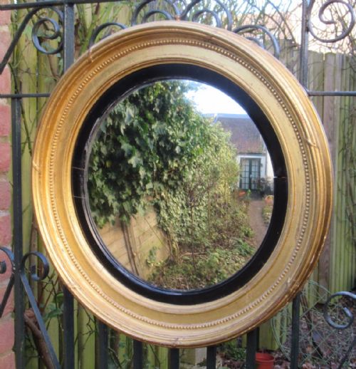 19th Century Circular Gilt Convex Mirror